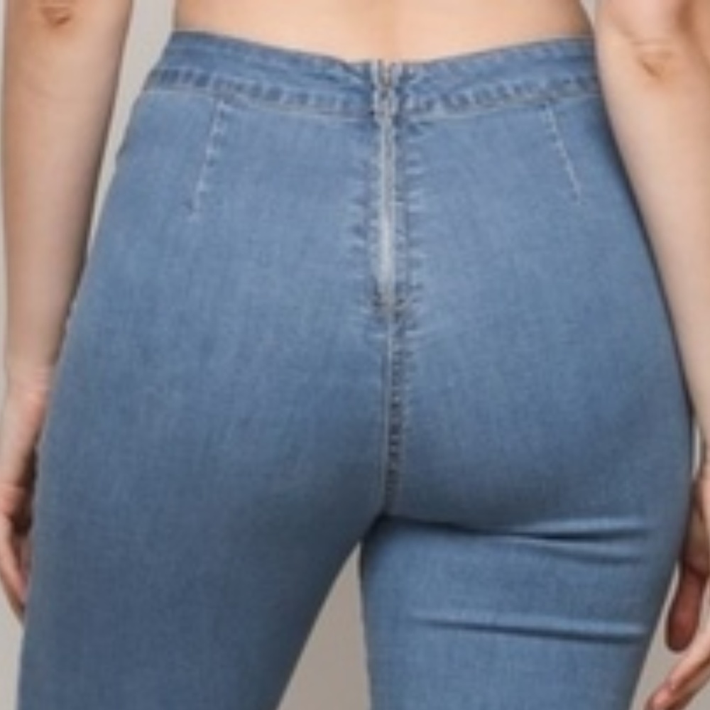 Cropped Flared Jeans - Picture 3 of 3
